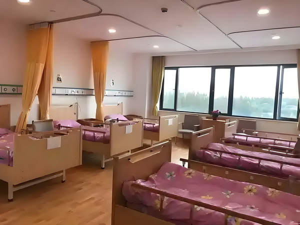 年深圳积分入户_董璇前夫高云翔给天下男人狠狠上了一课 董璇前夫高的是幸运